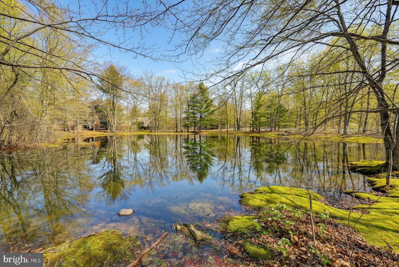 SNOW RIDGE VILLAGE - Residential