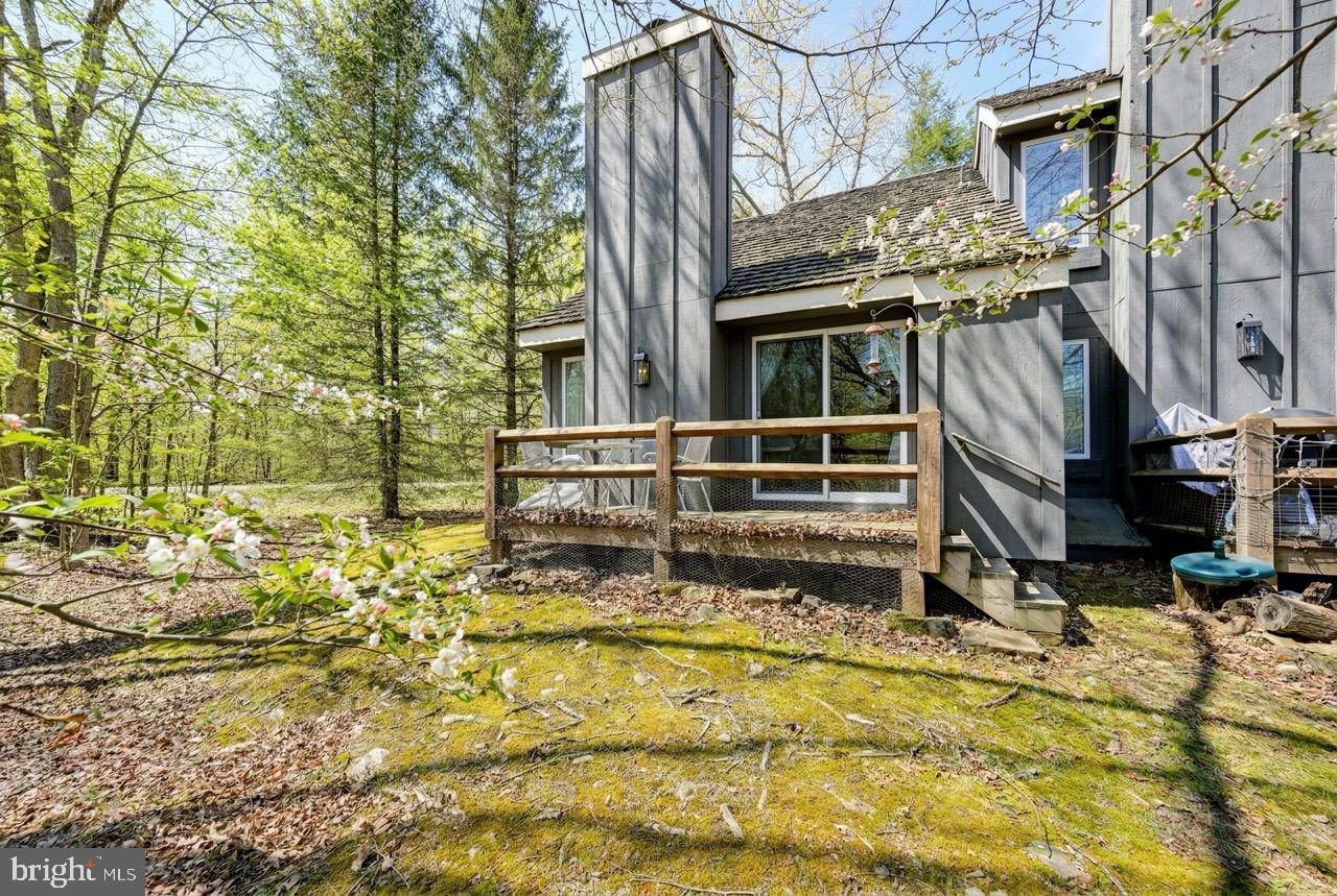 SNOW RIDGE VILLAGE - Residential