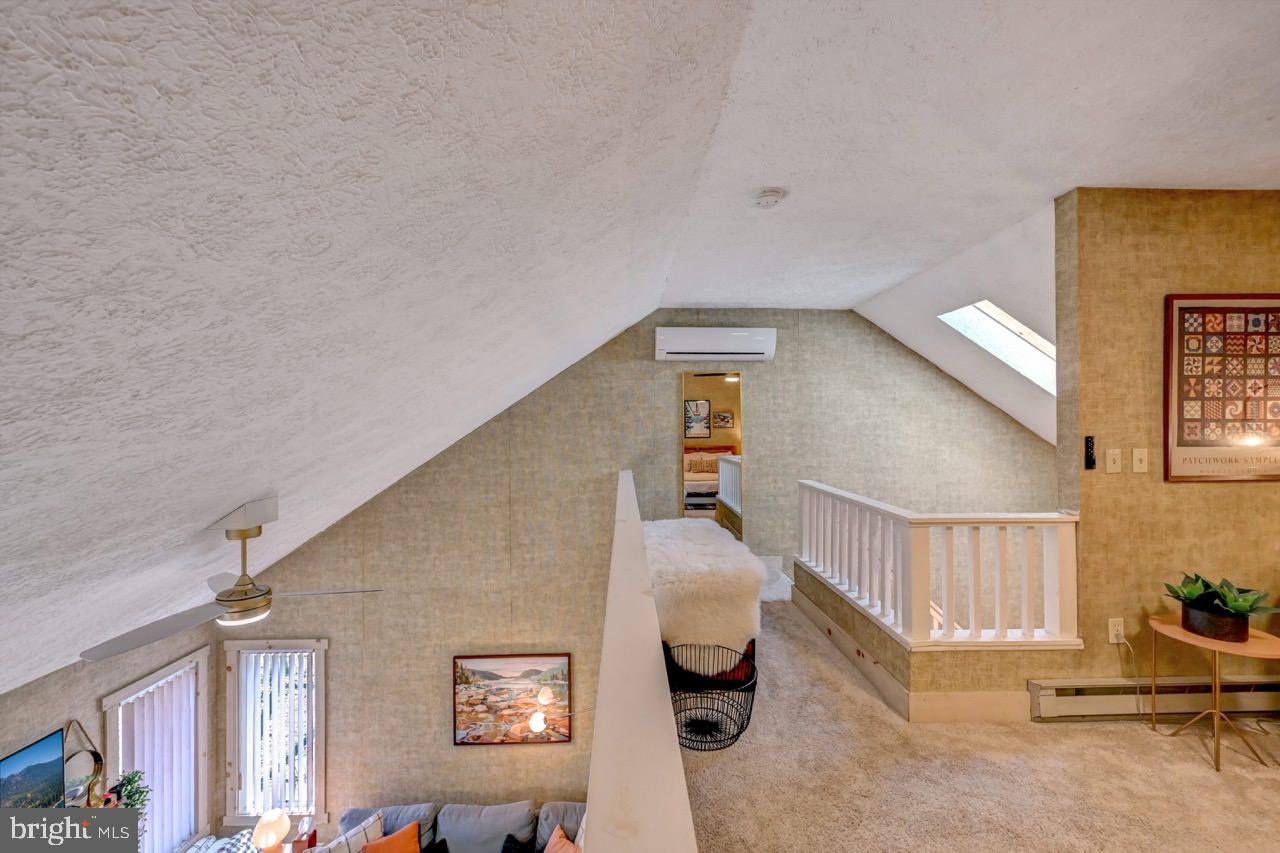 SNOW RIDGE VILLAGE - Residential