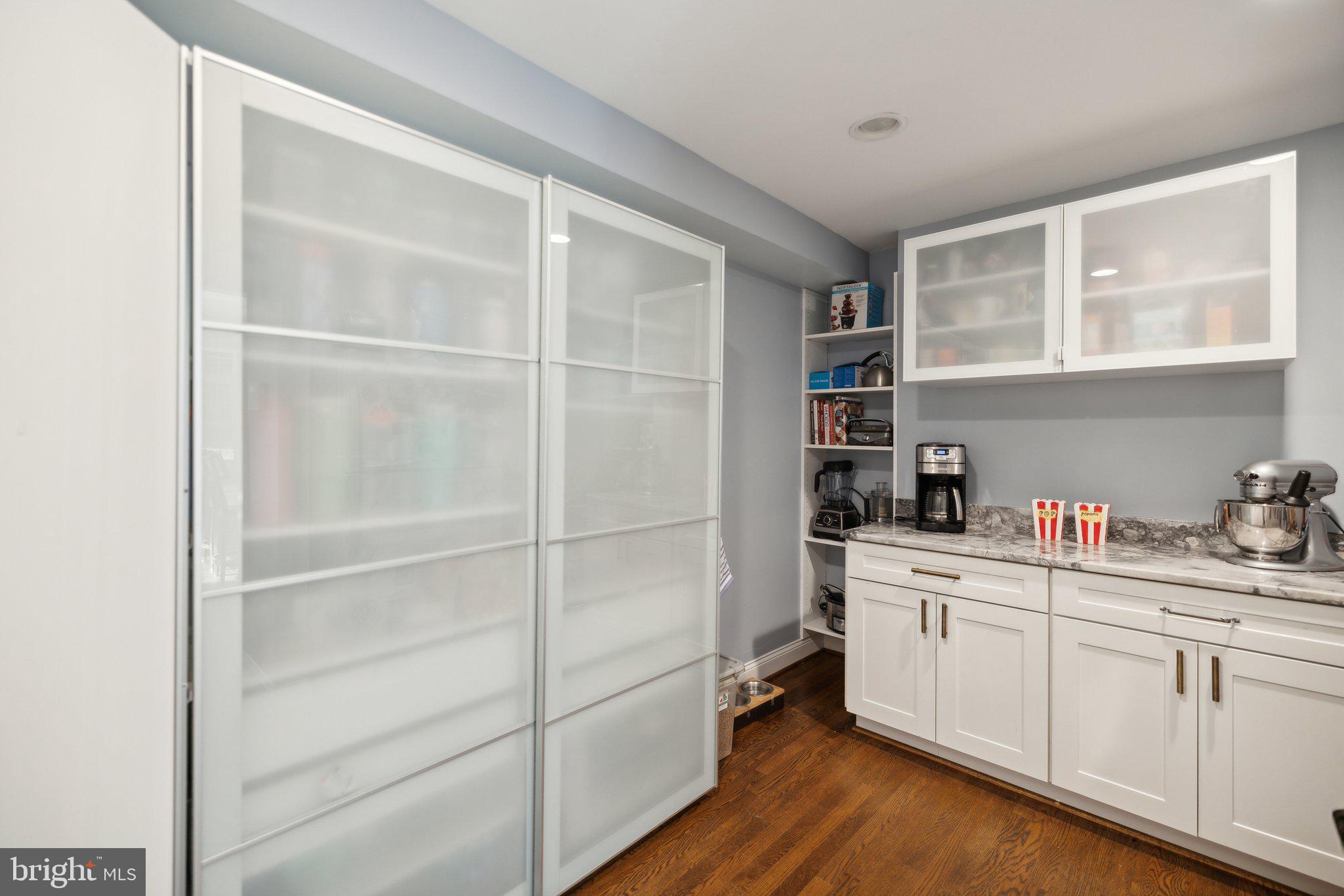 RIVER FALLS - Residential