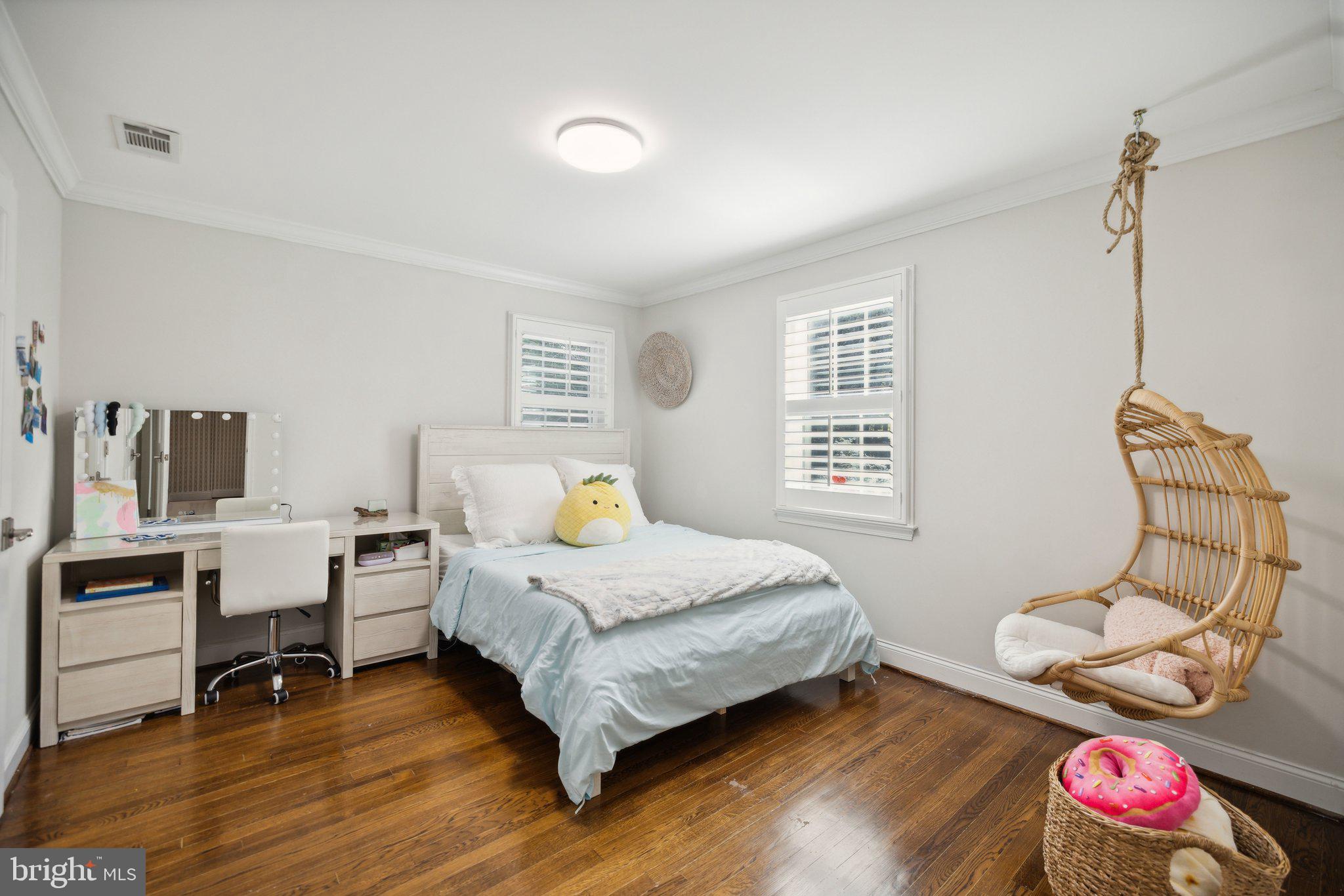 RIVER FALLS - Residential