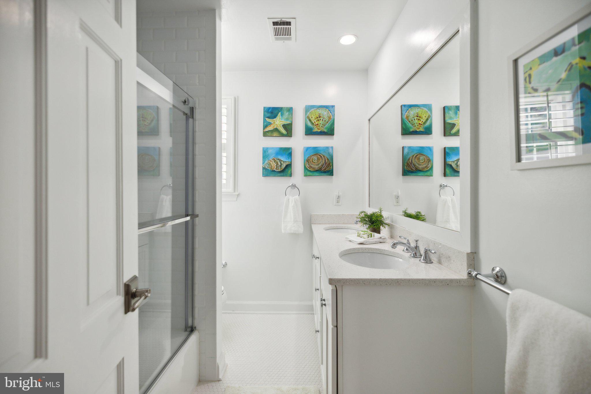 RIVER FALLS - Residential