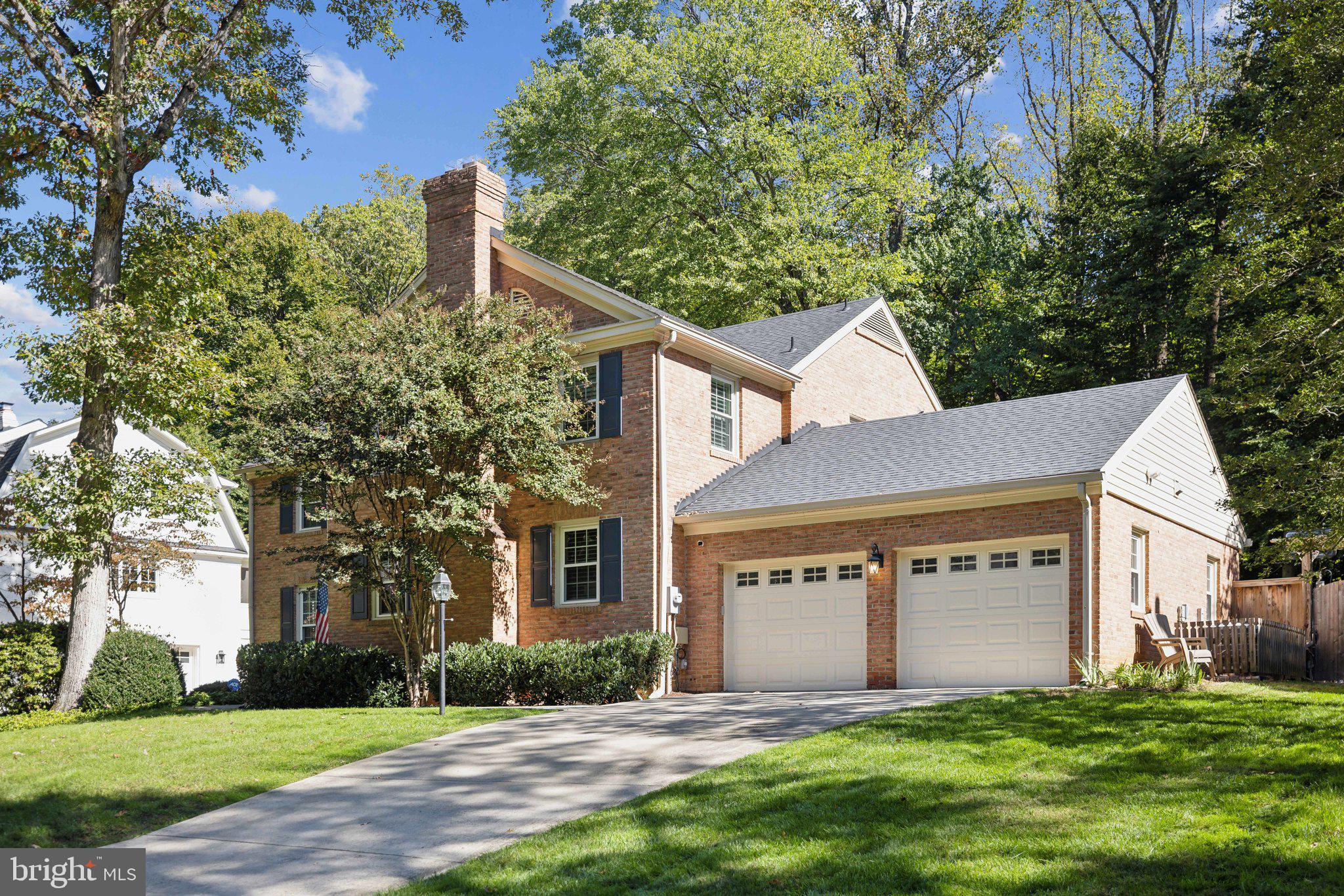 RIVER FALLS - Residential