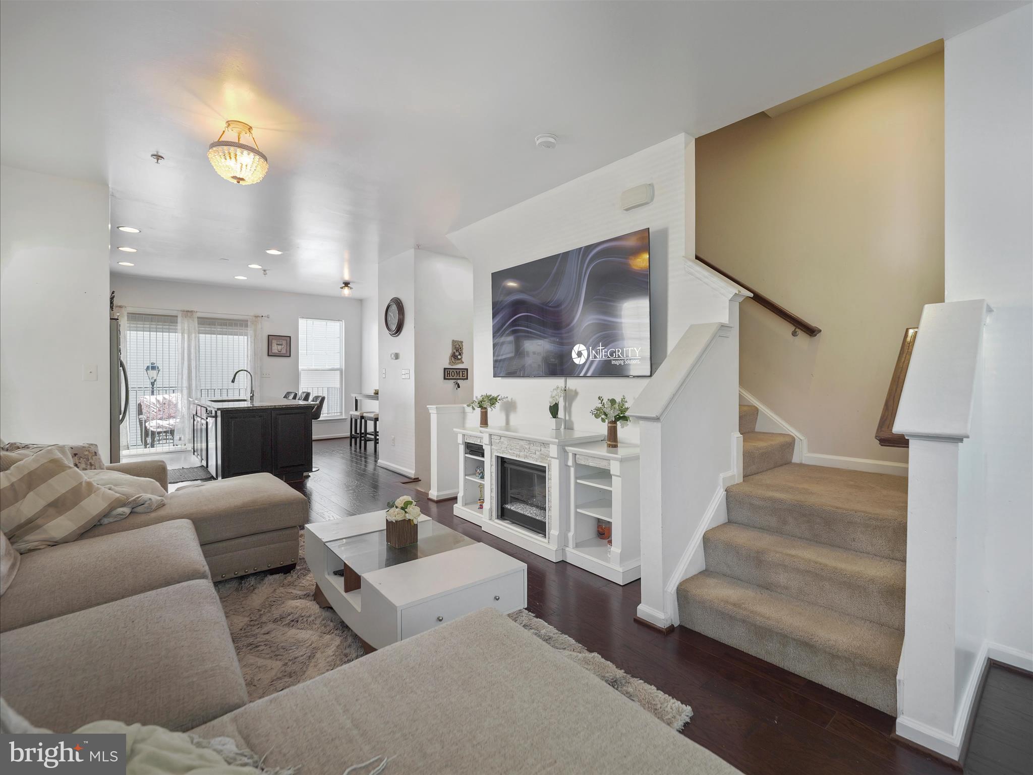 22467 GLENBOW WAY 2101
