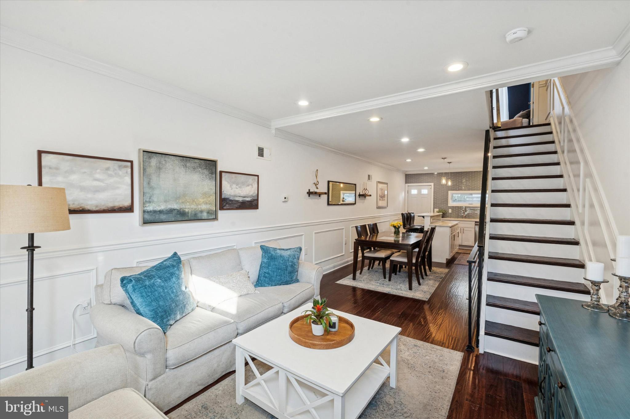 POINT BREEZE - Residential