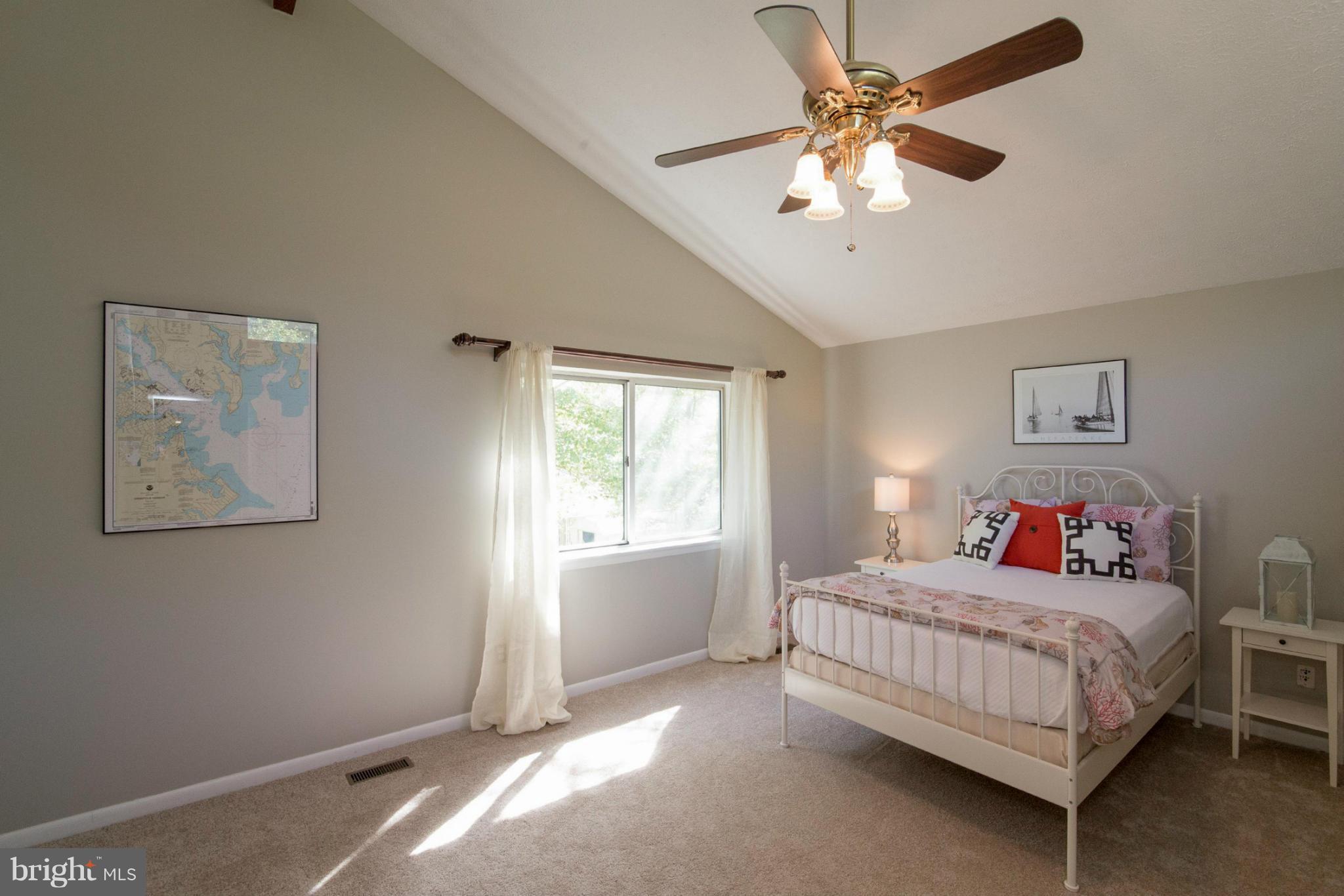 ARUNDEL ON THE BAY - Residential