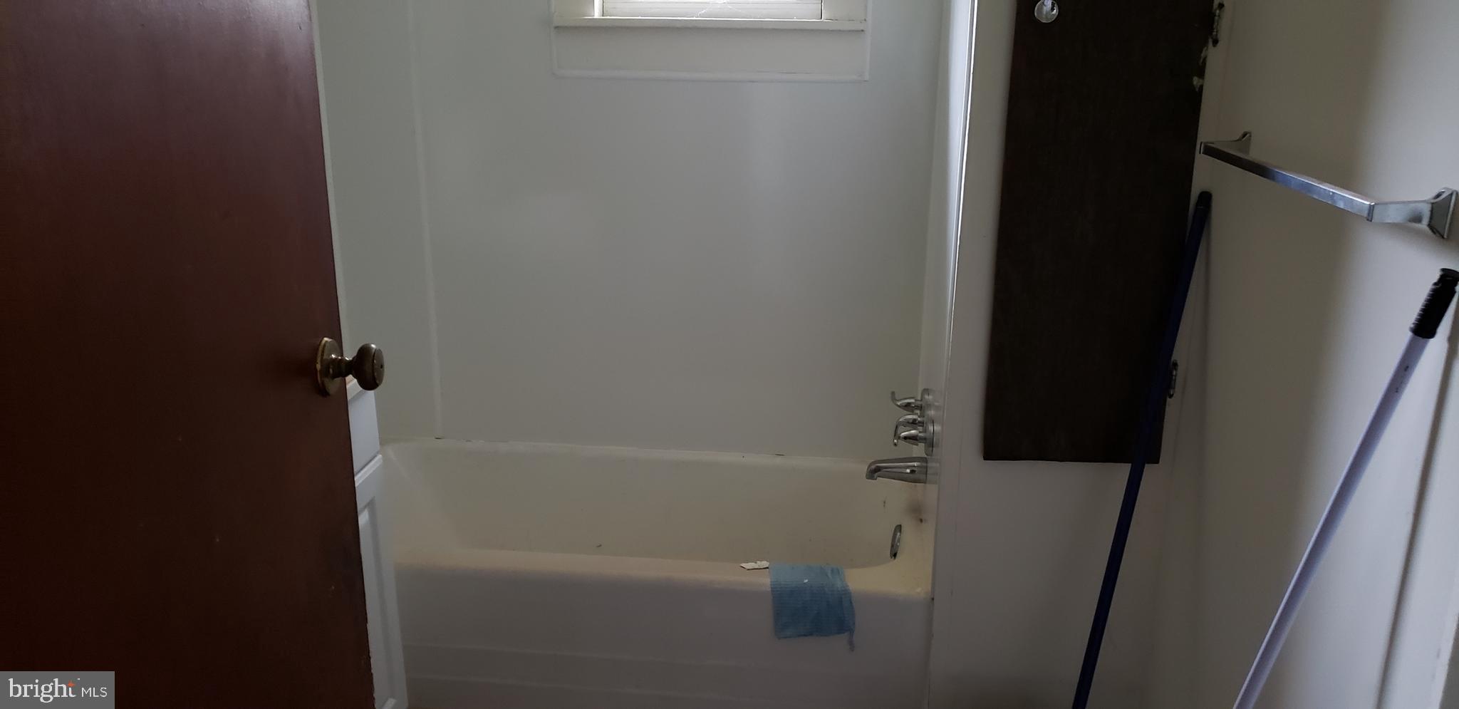 CHRIST ROCK - Residential