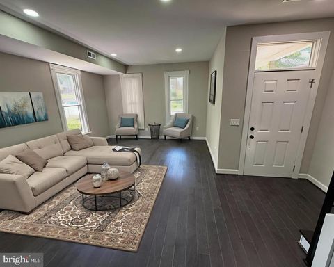 1358 VALLEY PLACE SE WASHINGTON DC 20020