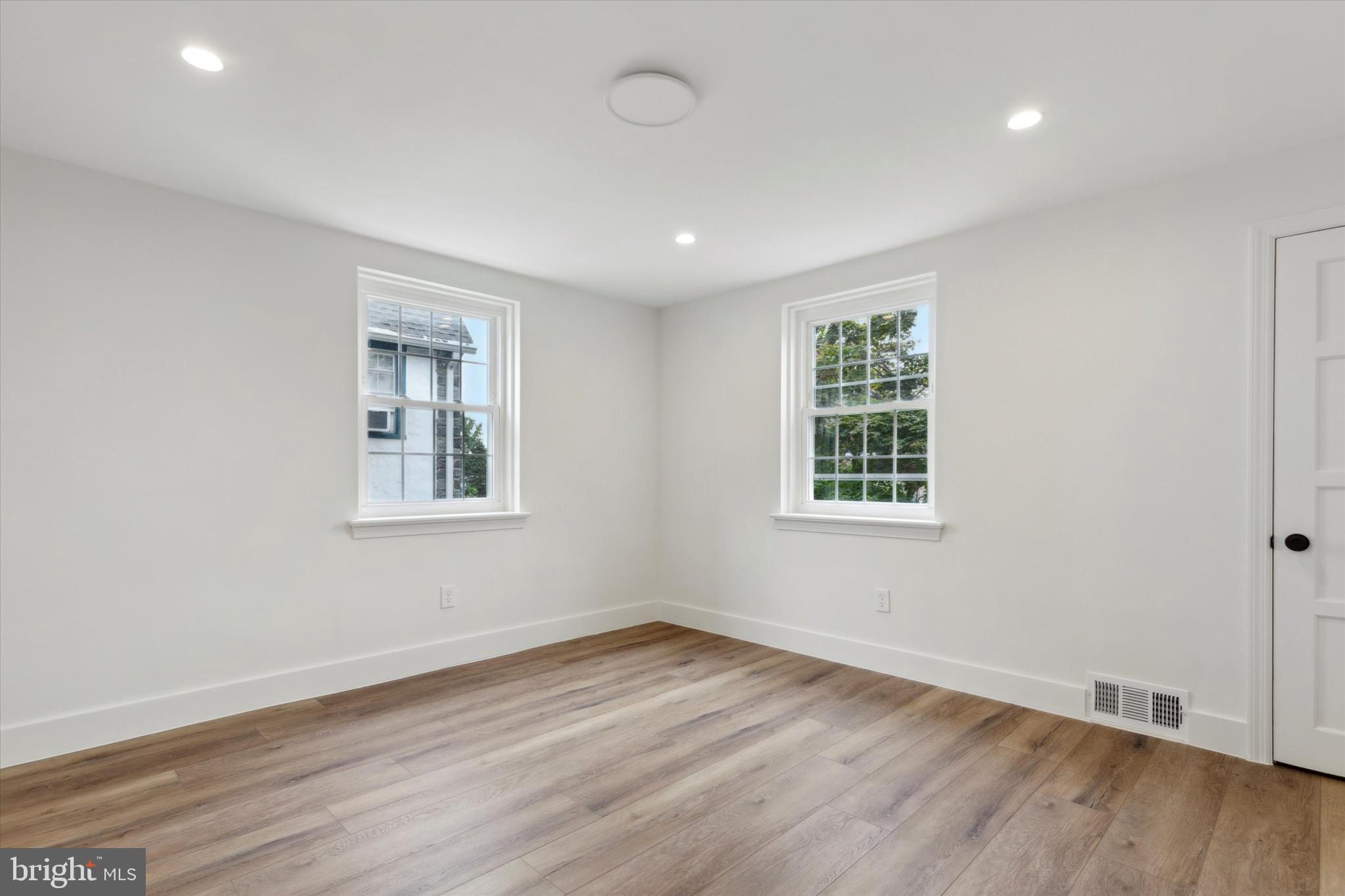 PENN WYNNE - Residential