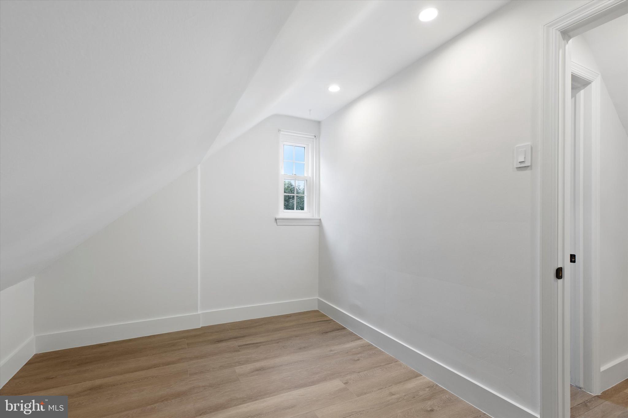 PENN WYNNE - Residential