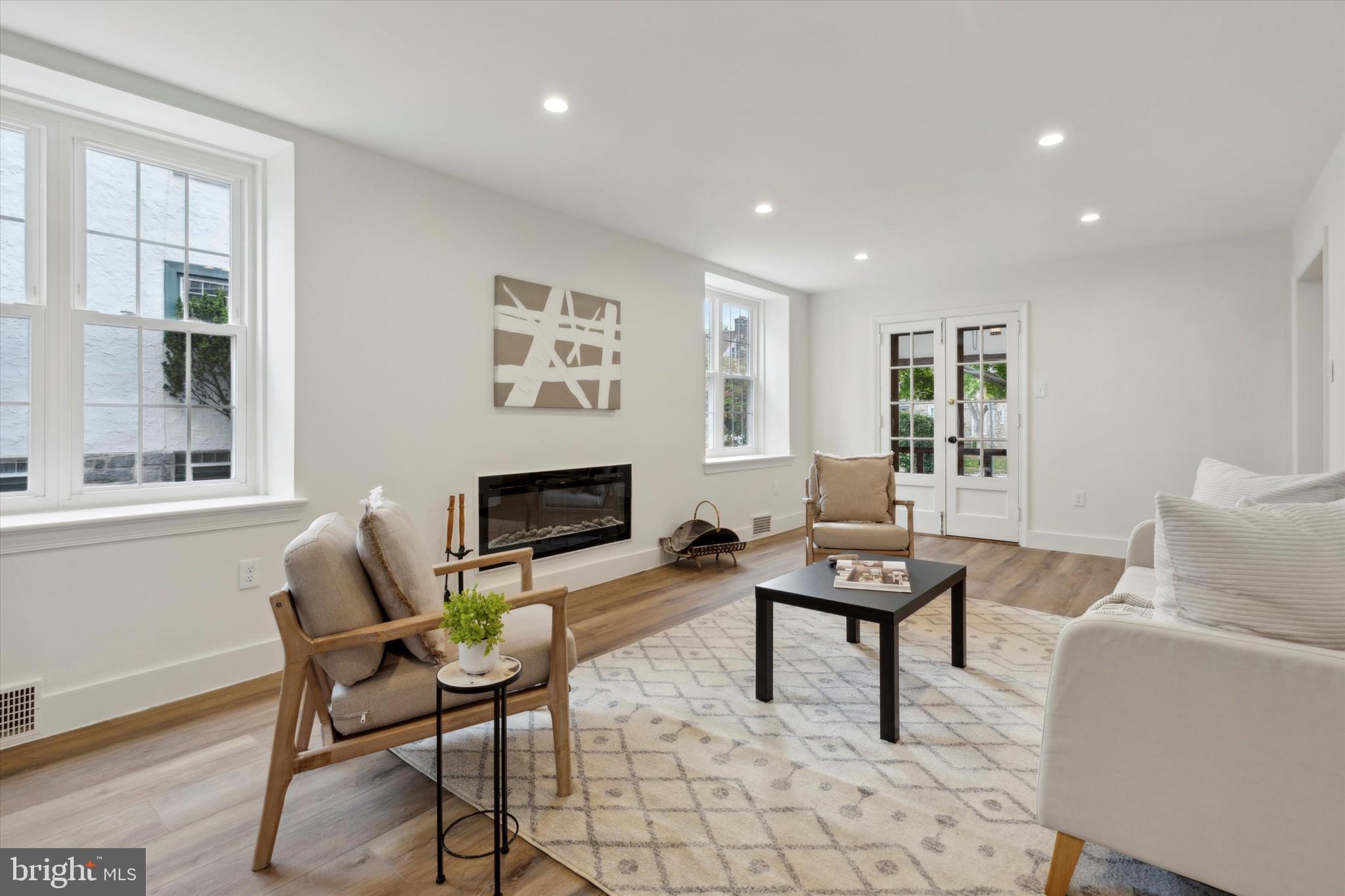 PENN WYNNE - Residential