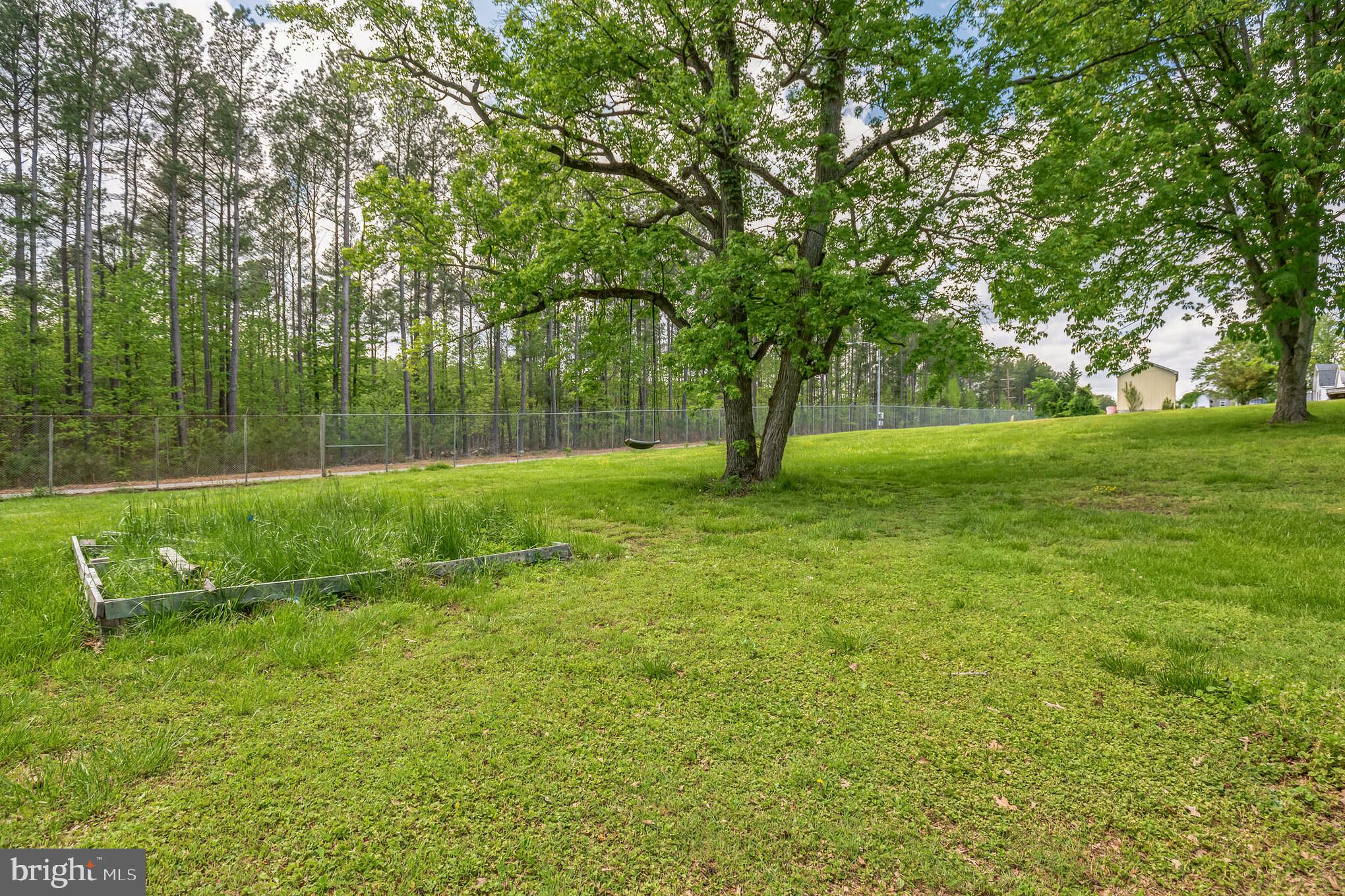 MATTINGLY AVE IND HEAD - Residential