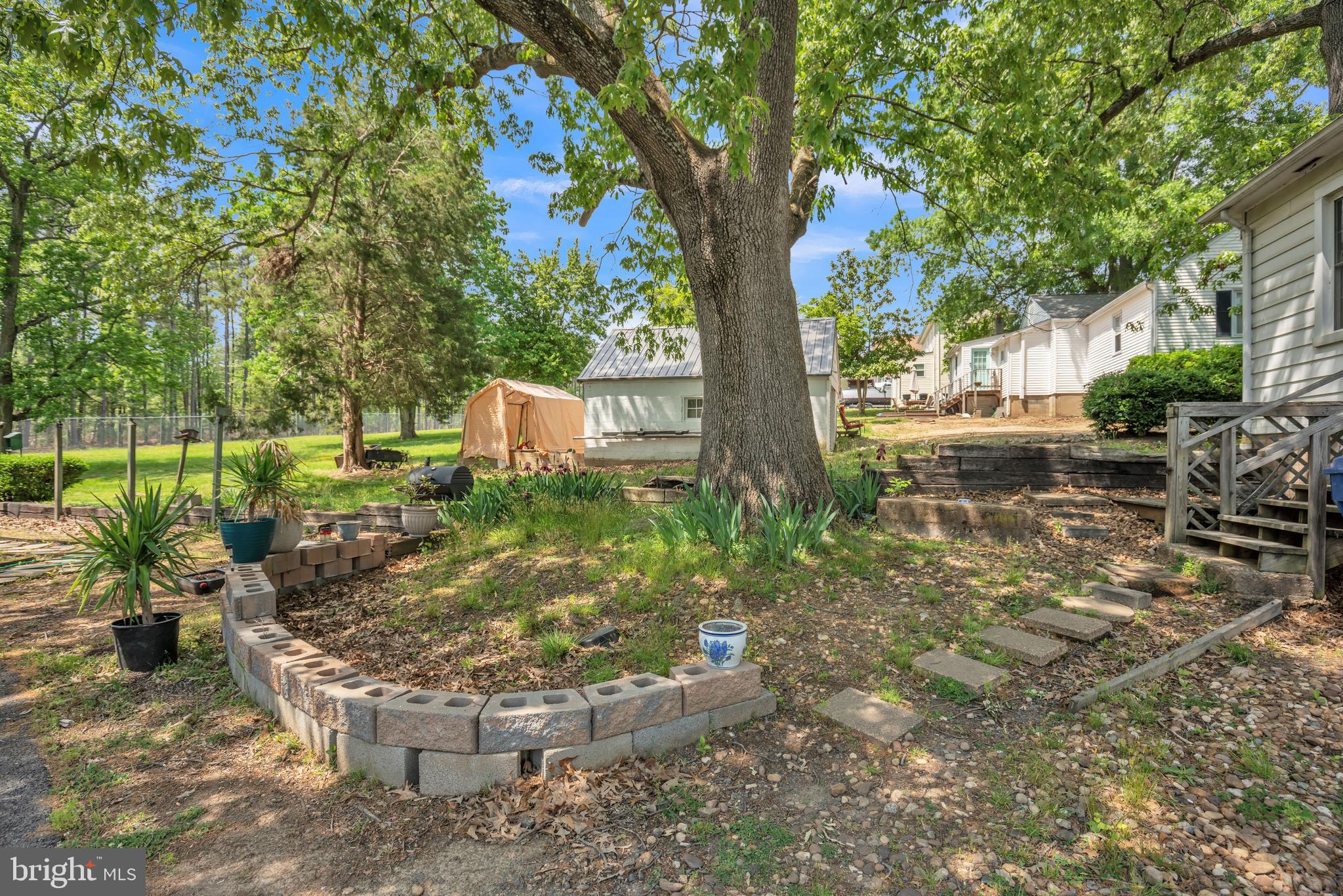 MATTINGLY AVE IND HEAD - Residential