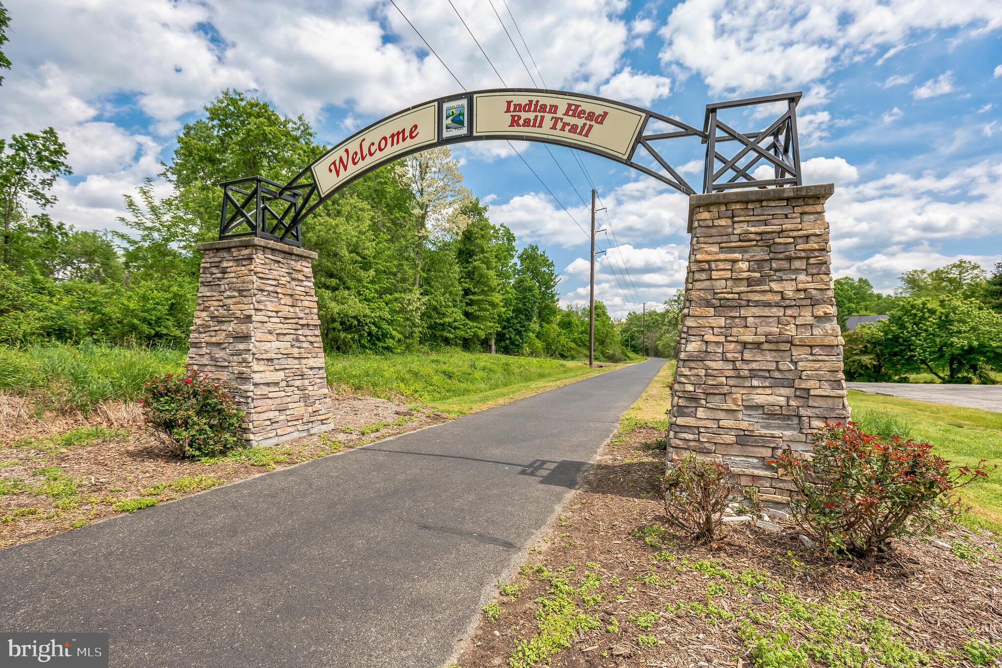 MATTINGLY AVE IND HEAD - Residential