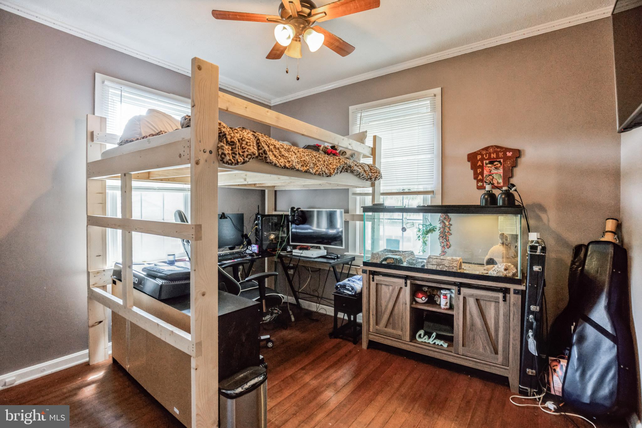 MATTINGLY AVE IND HEAD - Residential