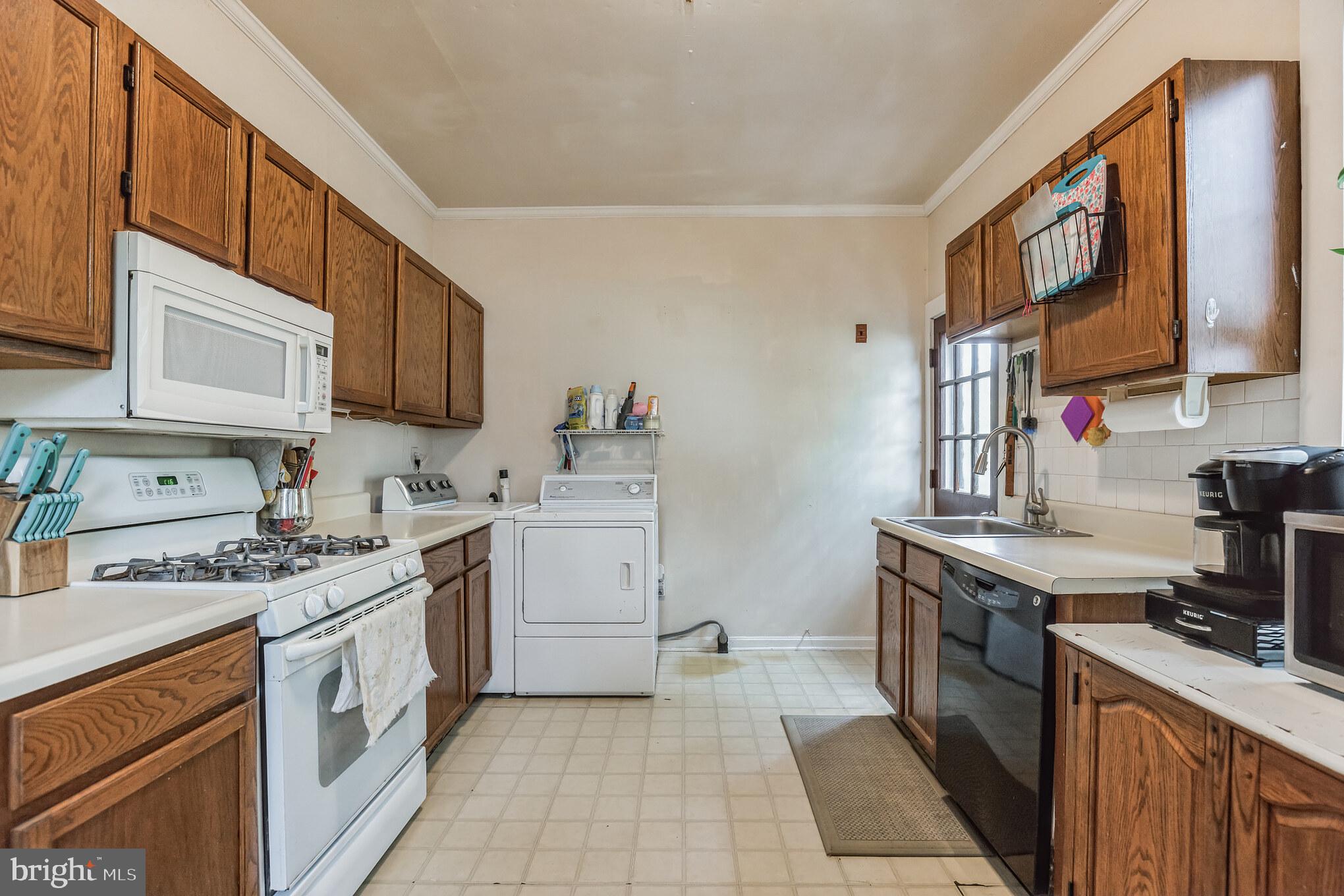 MATTINGLY AVE IND HEAD - Residential