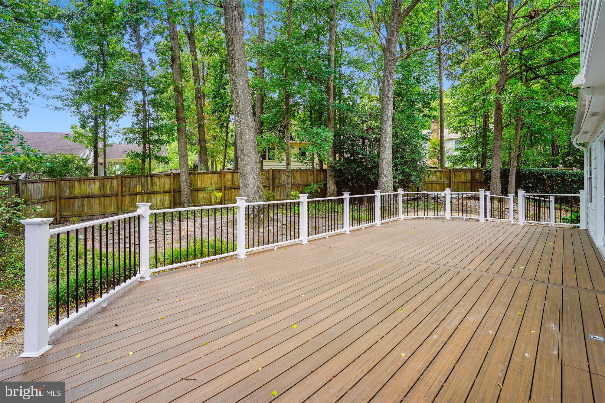 LAKE FOREST - Residential