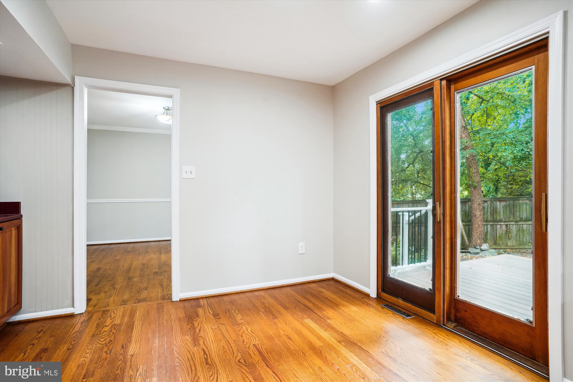 LAKE FOREST - Residential