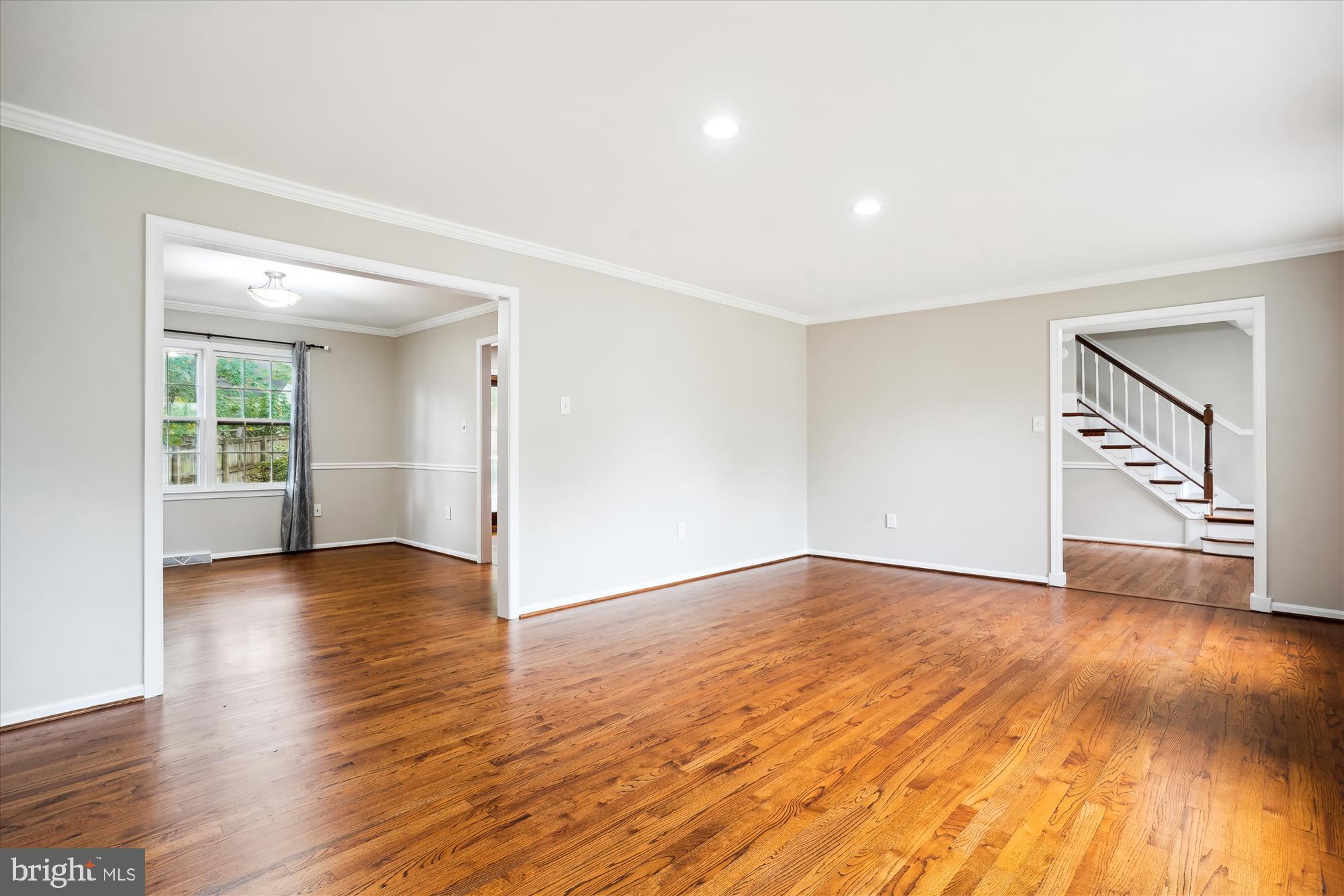 LAKE FOREST - Residential