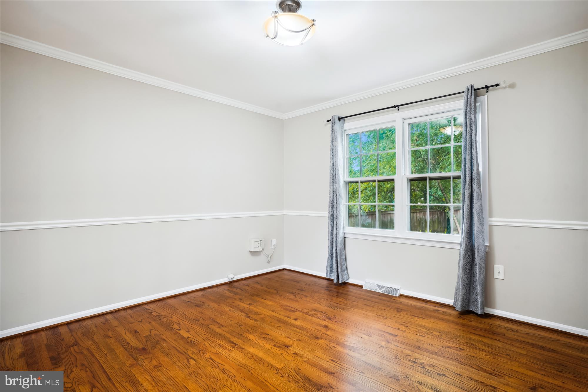 LAKE FOREST - Residential