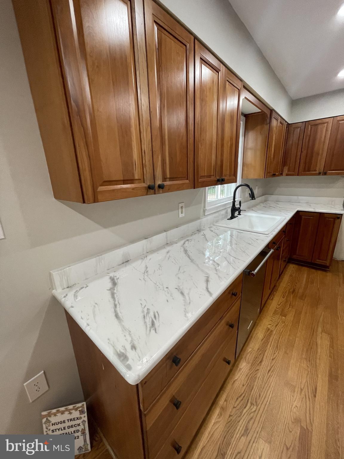 LAKE FOREST - Residential