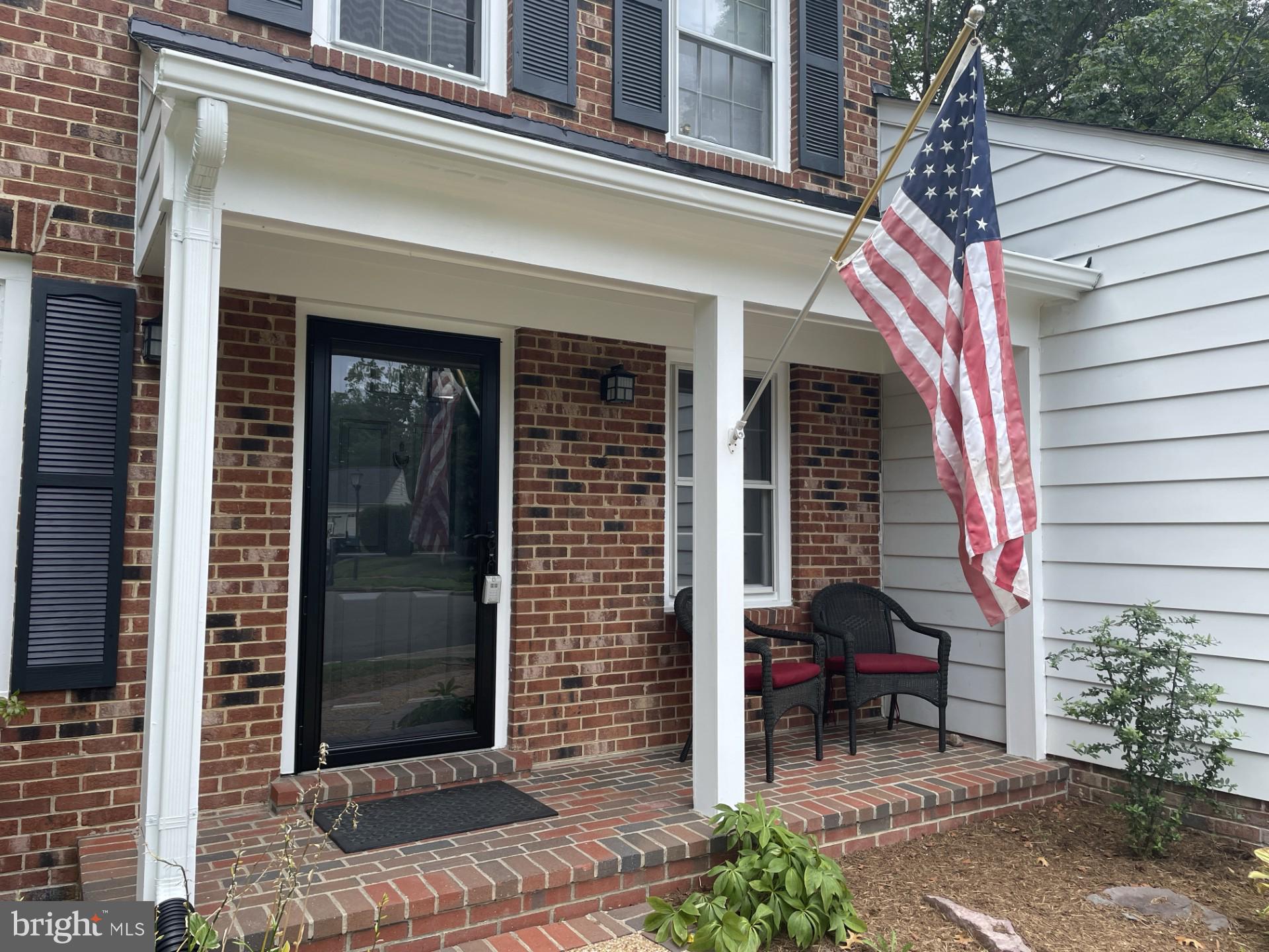 LAKE FOREST - Residential