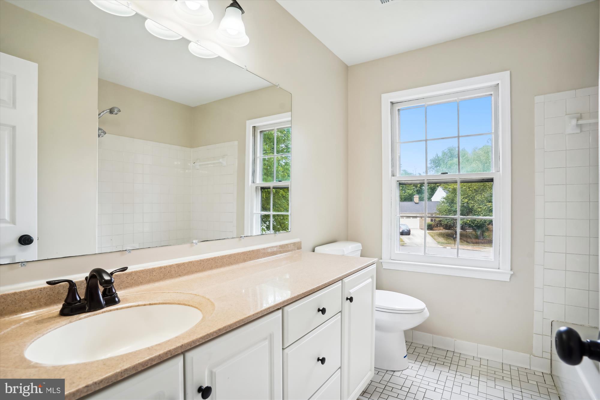 LAKE FOREST - Residential