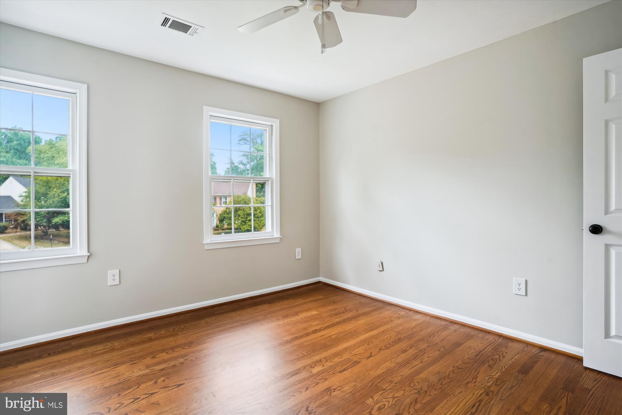 LAKE FOREST - Residential