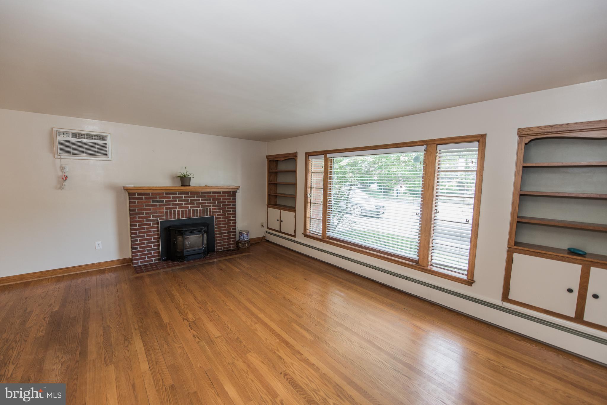 DENT HILL - Residential