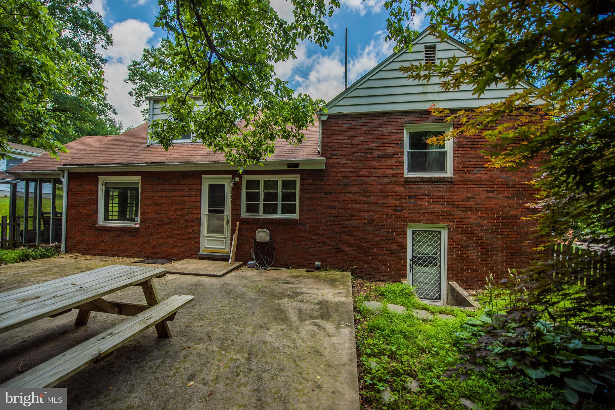 DENT HILL - Residential