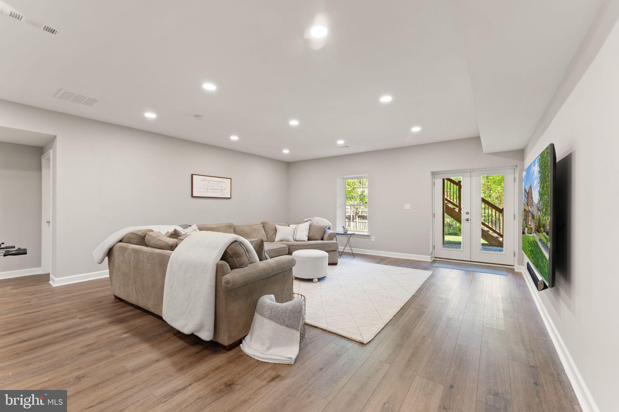 BRAMBLETON LANDBAY 2 - Residential