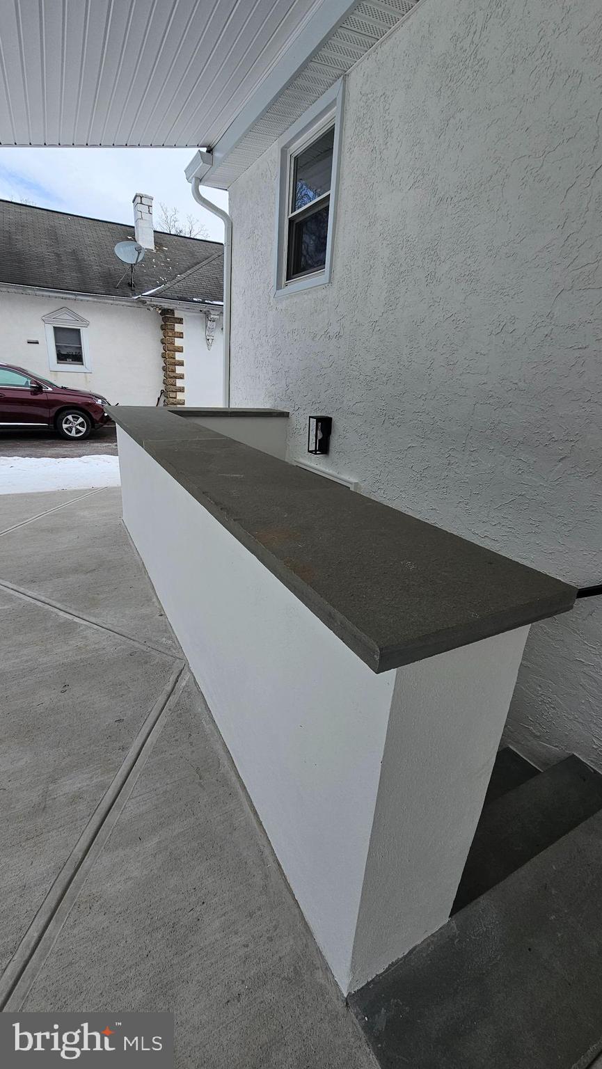 HATFIELD MANOR - Residential