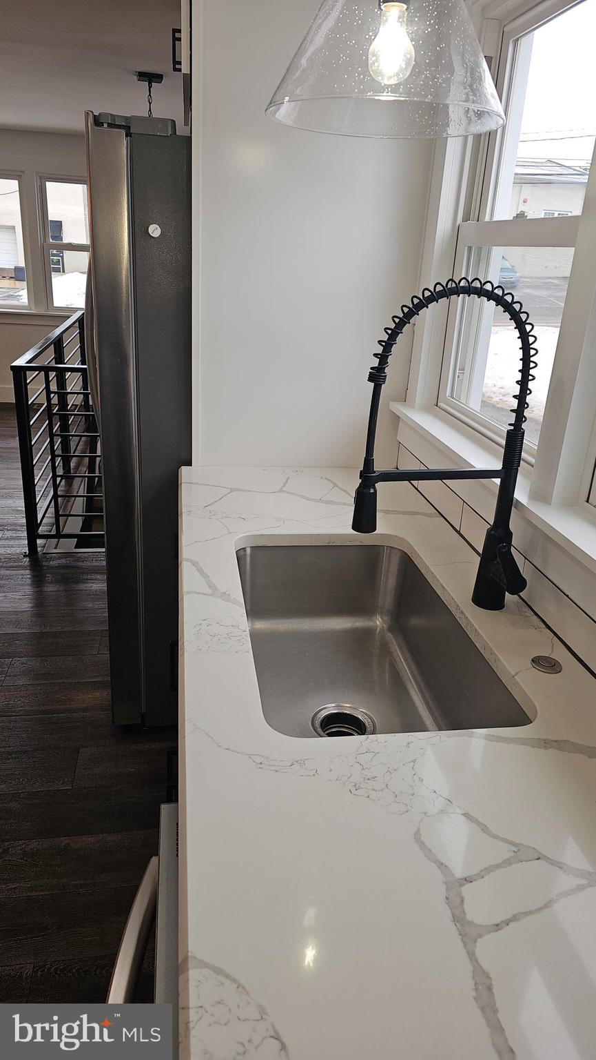 HATFIELD MANOR - Residential