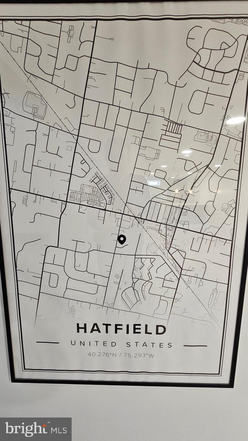 HATFIELD MANOR - Residential