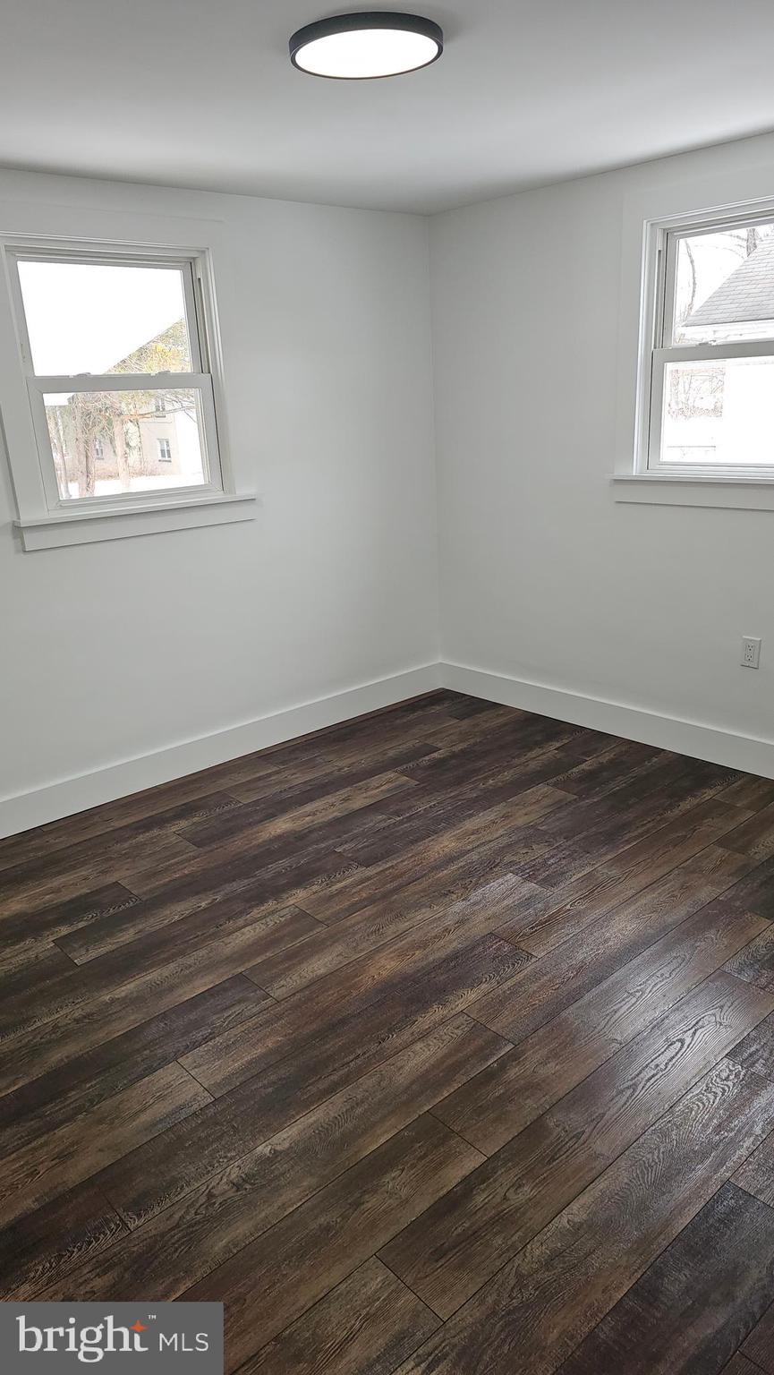 HATFIELD MANOR - Residential