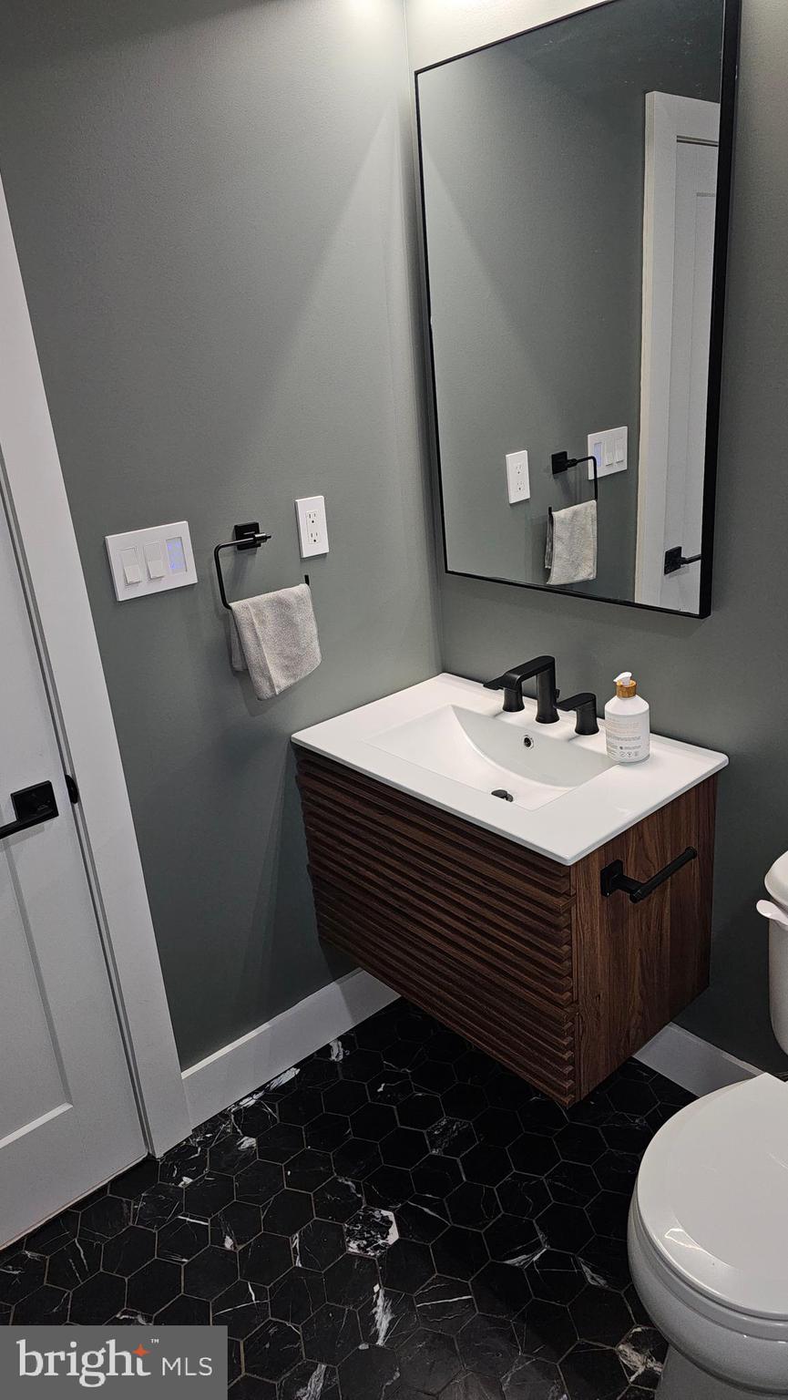 HATFIELD MANOR - Residential