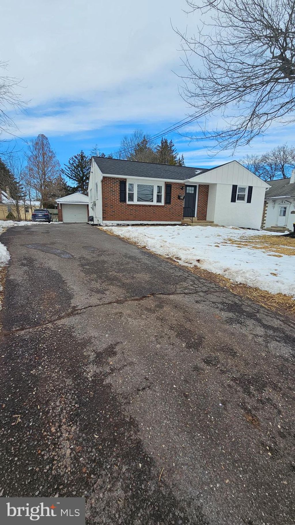 Photo of 113 E Vine Street, HATFIELD, PA 19440 (MLS # PAMC2166134)