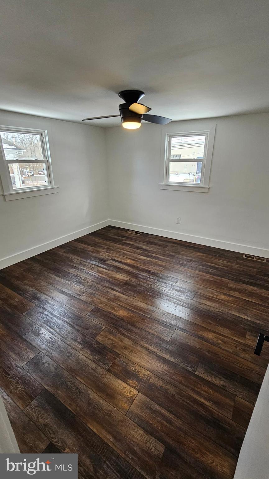 HATFIELD MANOR - Residential