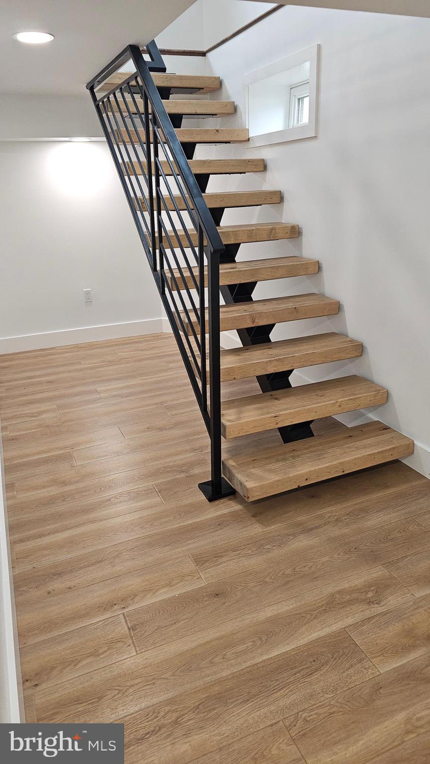 HATFIELD MANOR - Residential