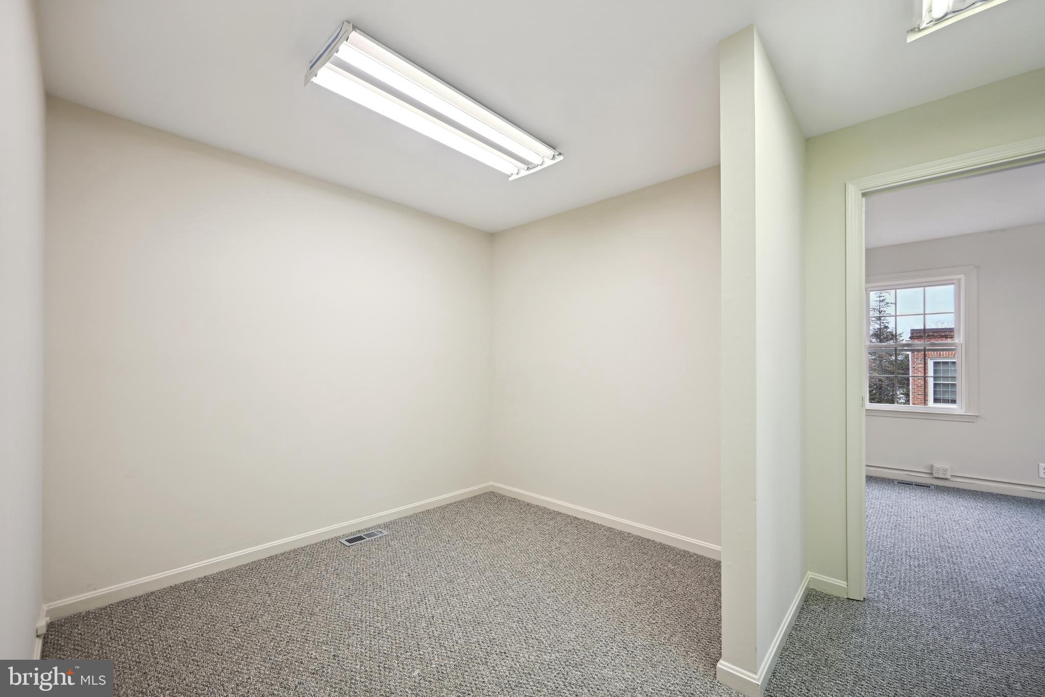 HERITAGE SQUARE - Commercial Sale