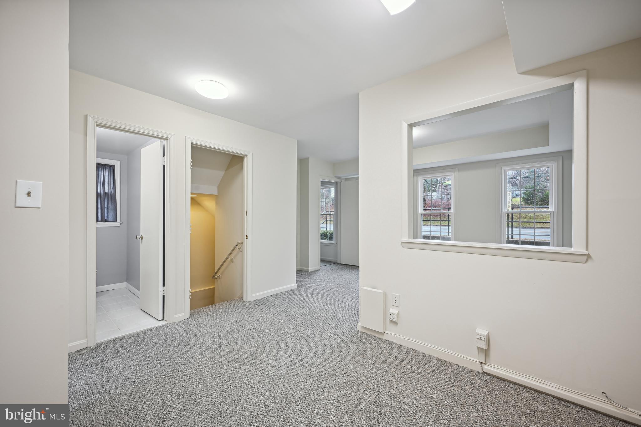 HERITAGE SQUARE - Commercial Sale