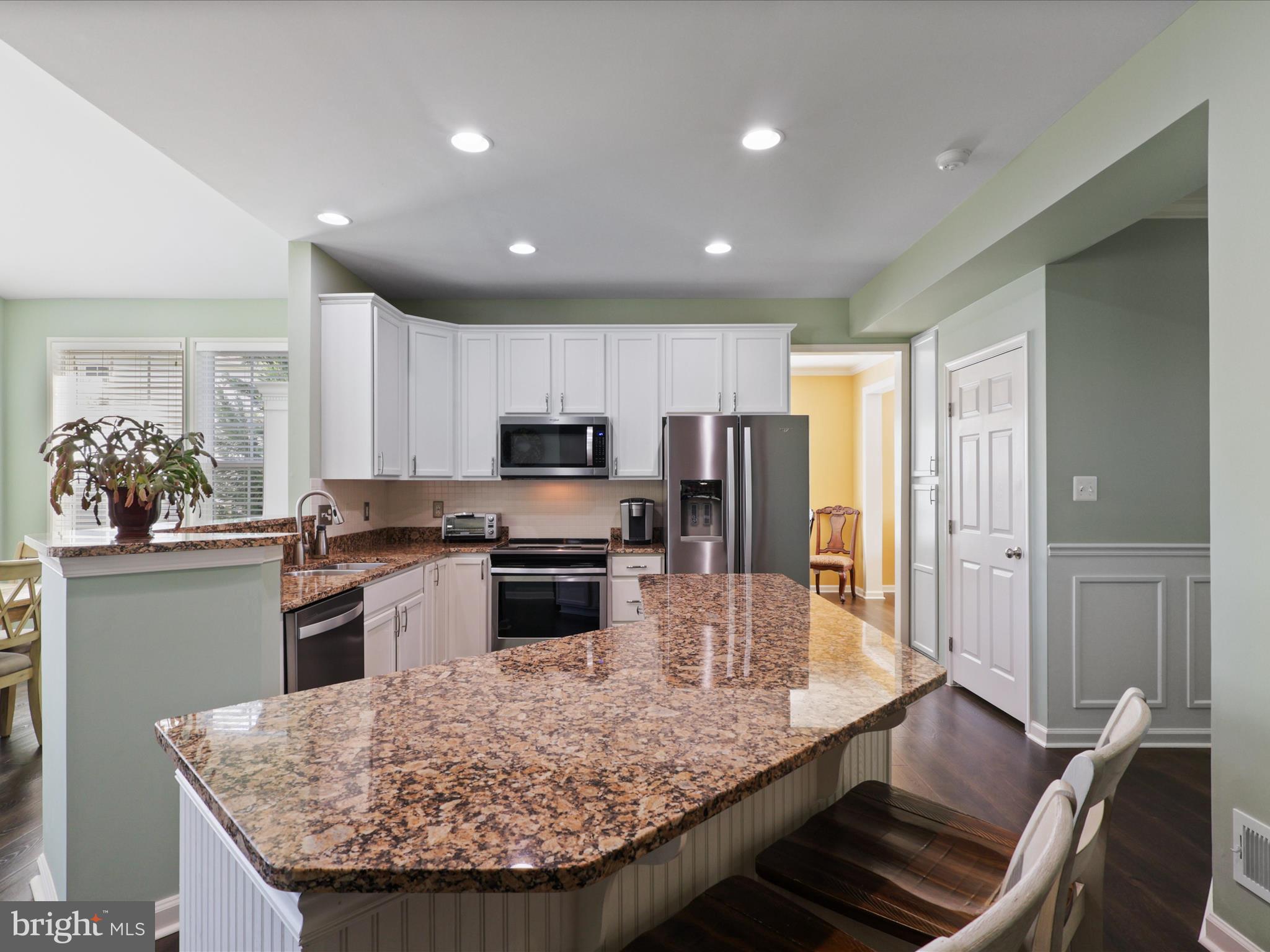 LINTON CREST - Residential