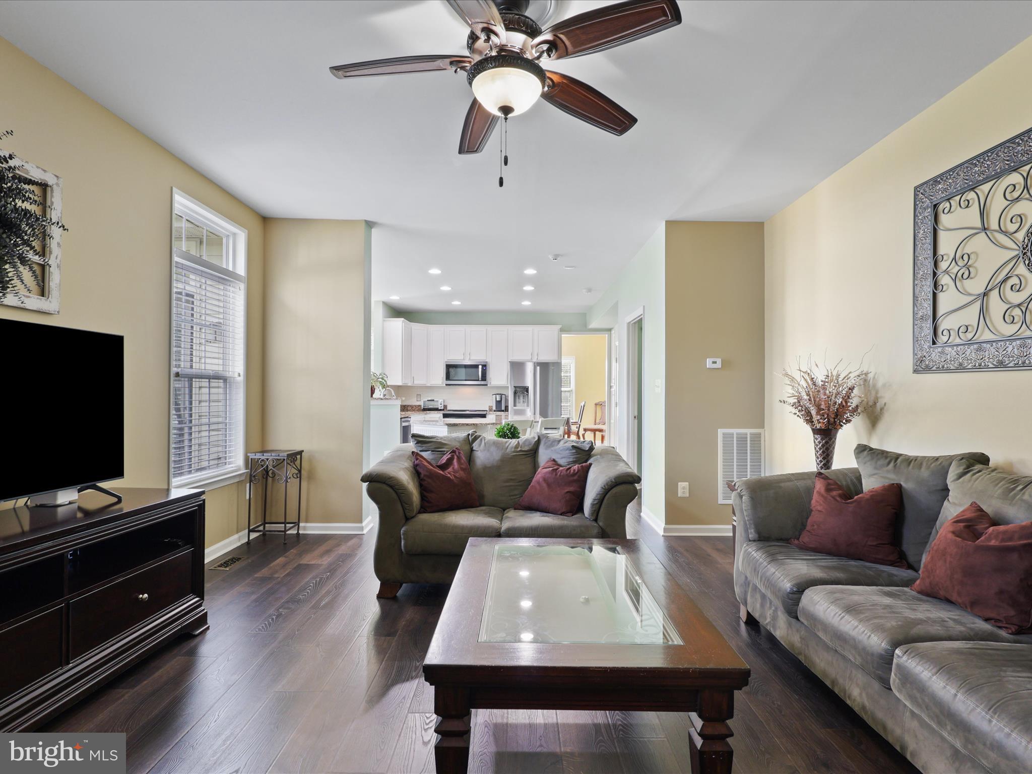 LINTON CREST - Residential