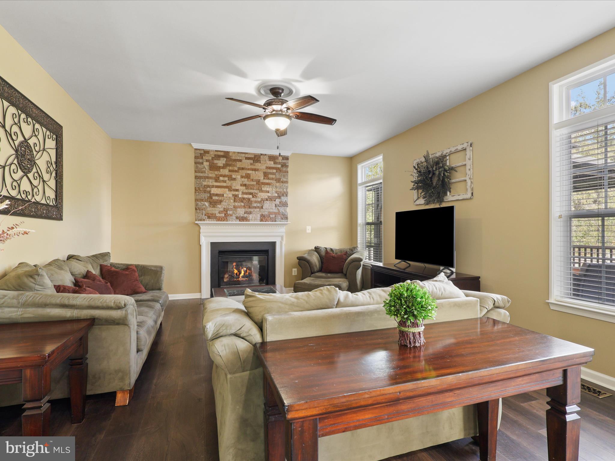 LINTON CREST - Residential