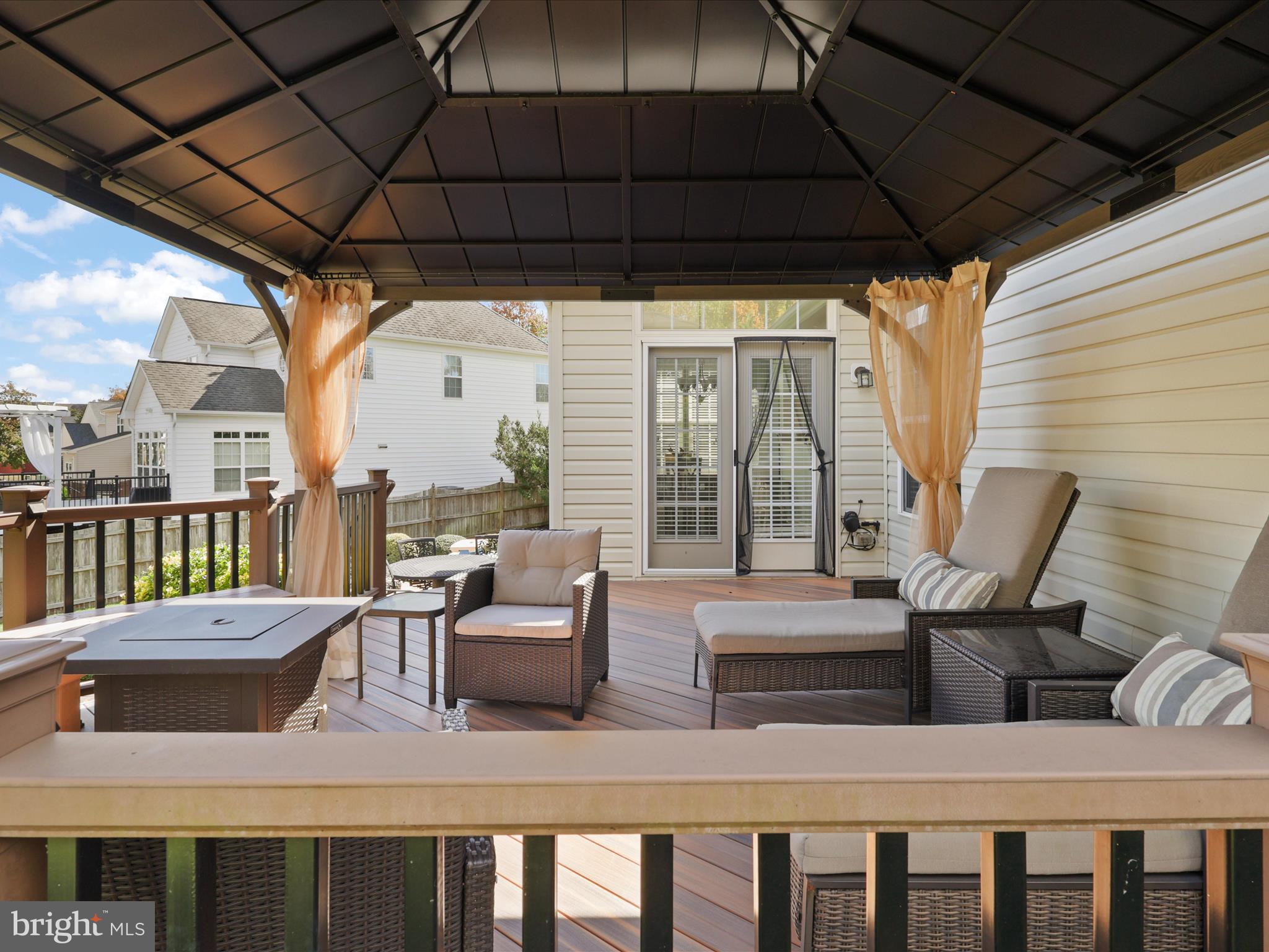 LINTON CREST - Residential