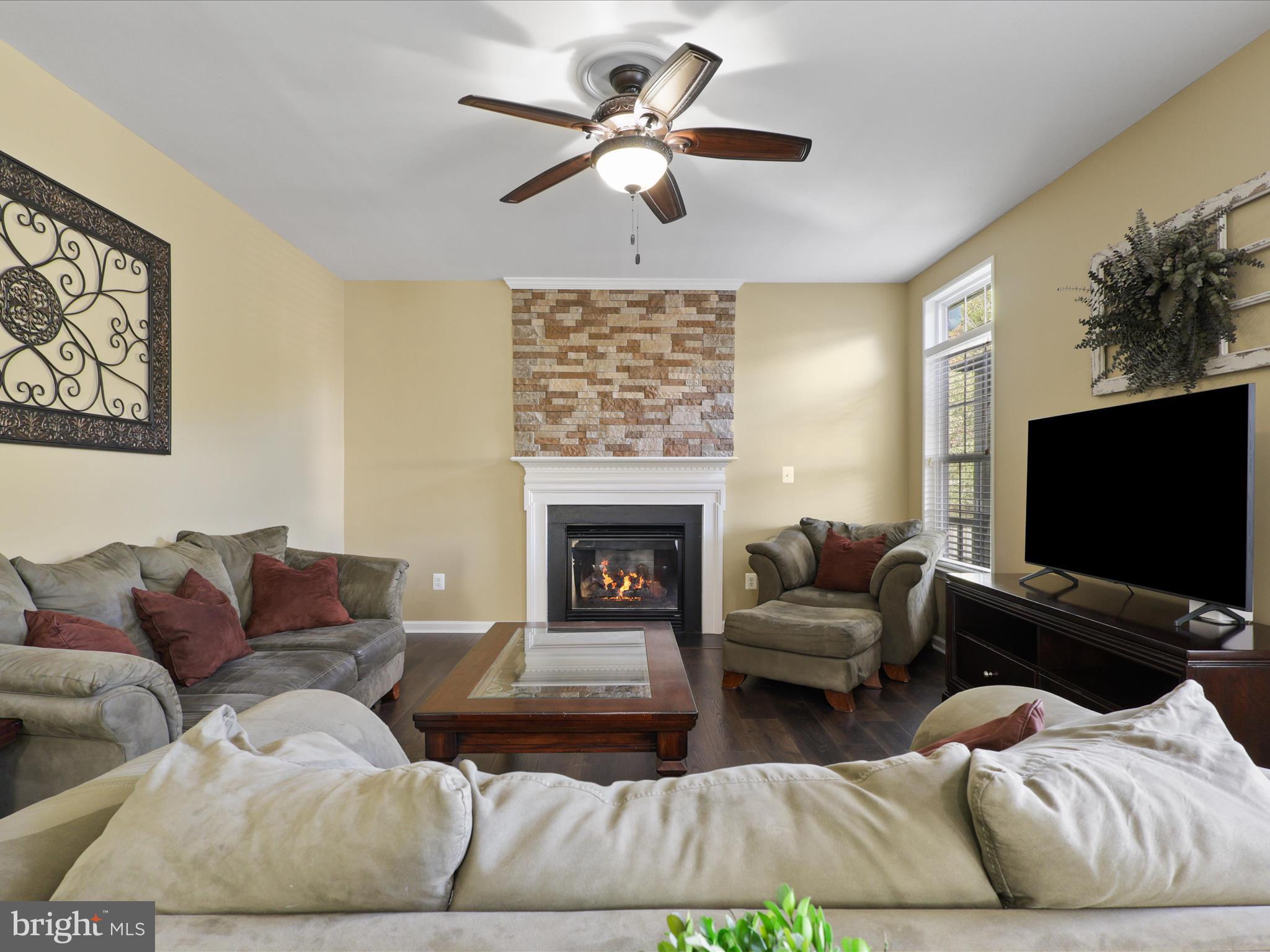 LINTON CREST - Residential