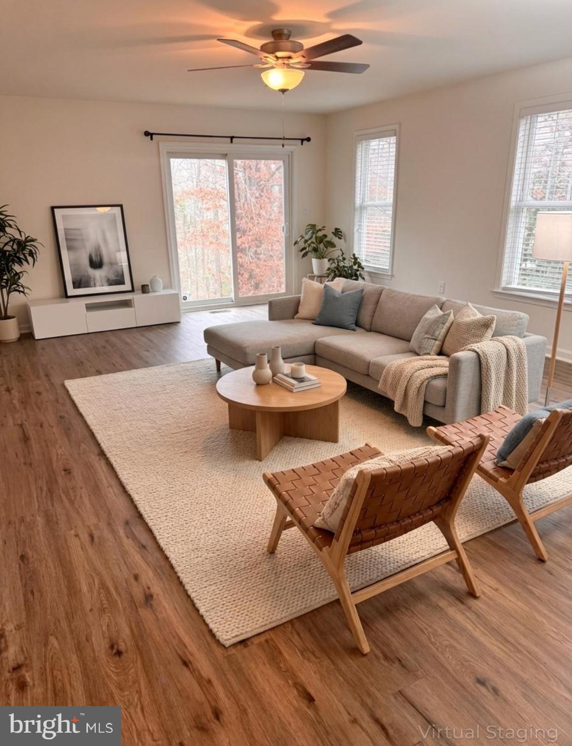 LAKE LAND OR - Residential Lease