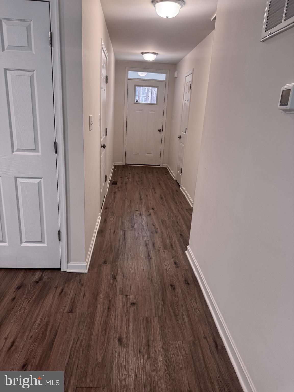 LAKE LAND OR - Residential Lease