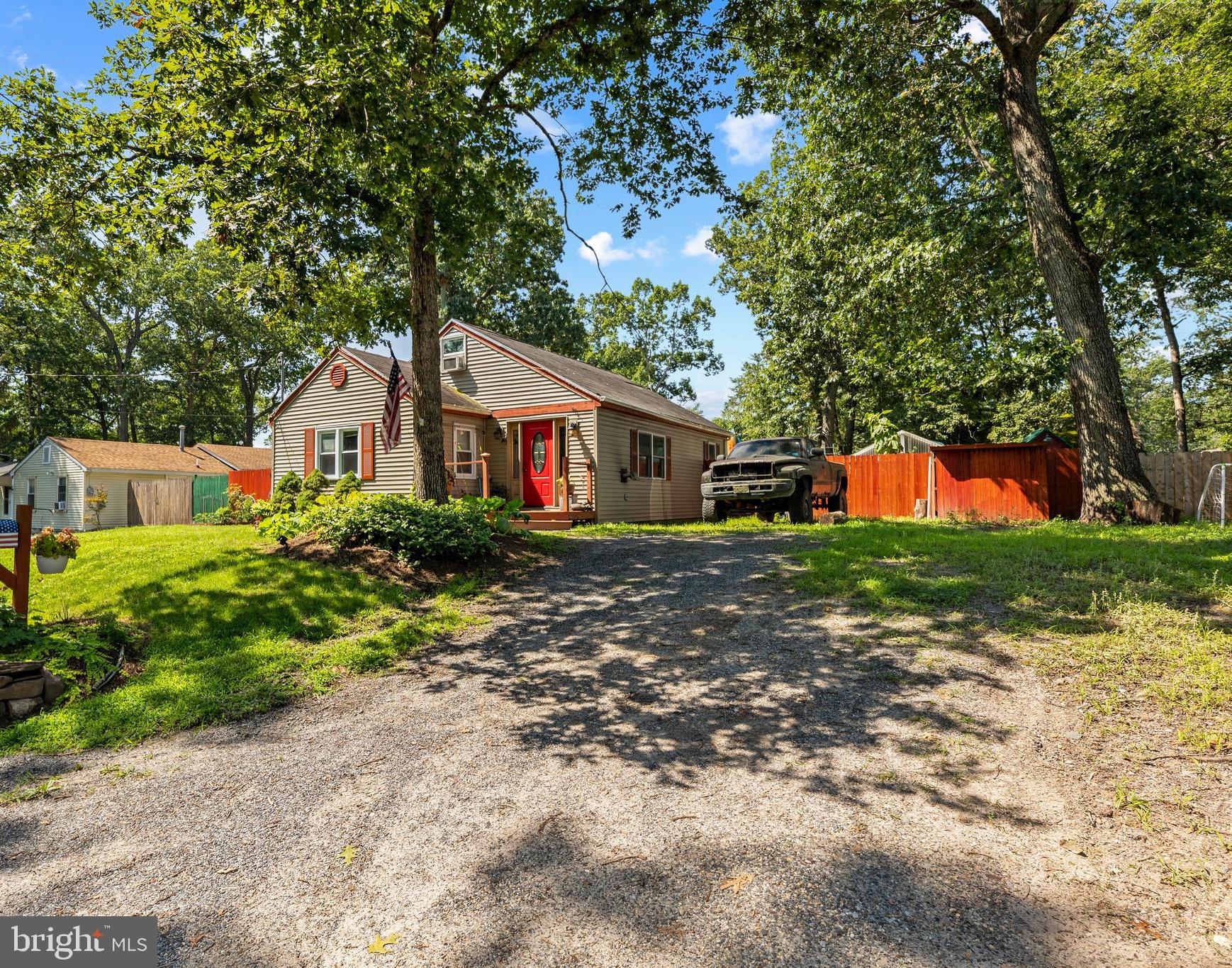 33 TEABERRY STREET