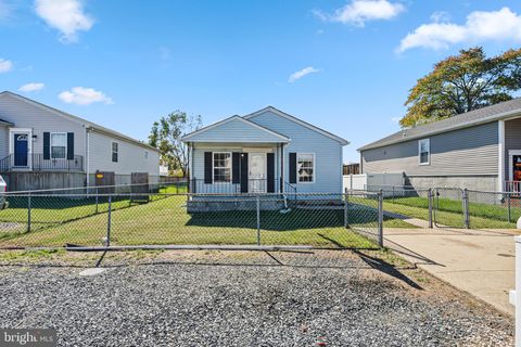 3929 GLENHURST ROAD DUNDALK MD 21222